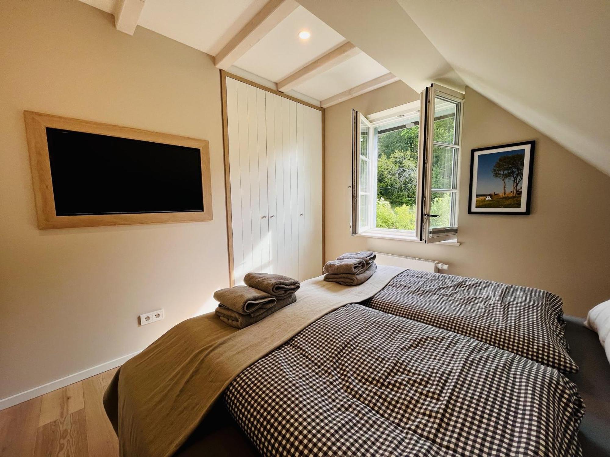 Ferienhaus Strandflieder 05 Feriendorf Klein Stresow Ruegen By Ruyastay プットブス エクステリア 写真